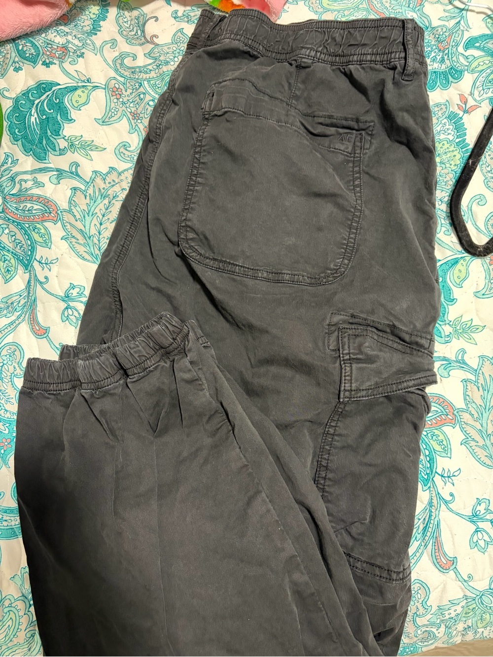 American Eagle Outfitters black Cargo Joggers